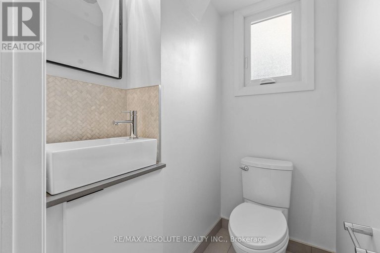 29124696/121-evelyn-avenue/ottawa-east/ottawa/ontario/K1S5K1_21