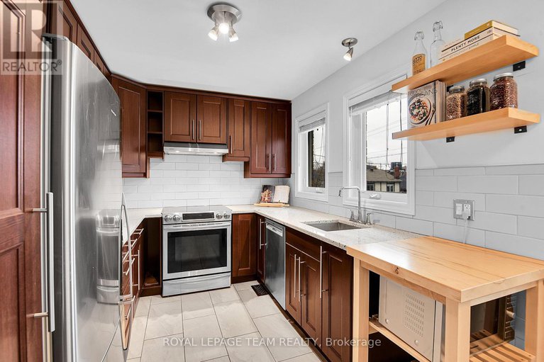 29119932/342-templeton-street/sandy-hill/ottawa/ontario/K1N9P7_14