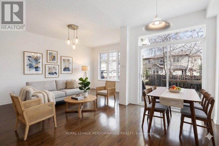 29648460/203-bradwell-way/blossom-parkkemp-parkfindlay-creek/ottawa/ontario/K1T4J4_12