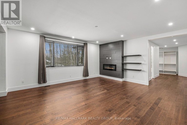 29127161/132-robert-taite-drive/cumberland-estates/ottawa/ontario/K4C1A9_13