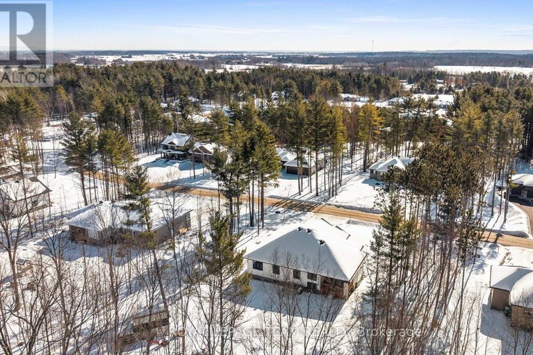 29447129/190-raymond-luhta-crescent/mcnabbraeside-twps/mcnabbraeside/ontario/K7S3G8_81