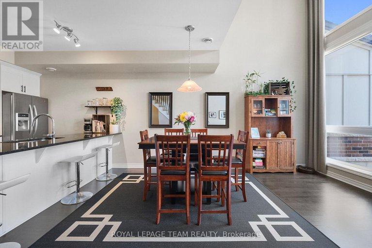 28643130/220-pembina-private/riverside-southgloucester-glen/ottawa/ontario/K4M0G7_16
