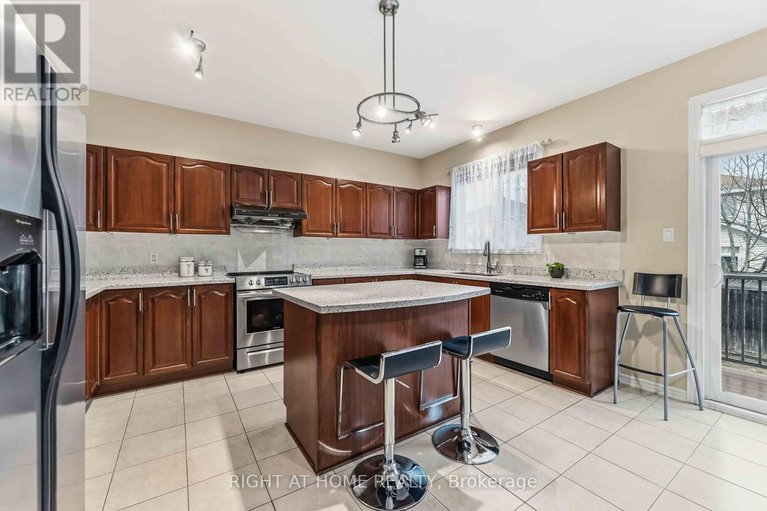 29683852/38-penrith-street/morgans-grantsouth-march/ottawa/ontario/K2W1E5_11