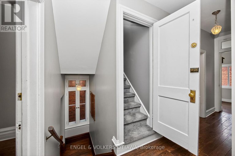 28640423/172-cartier-street-n/ottawa-centregolden-triangle/ottawa/ontario/K2P1K9_23