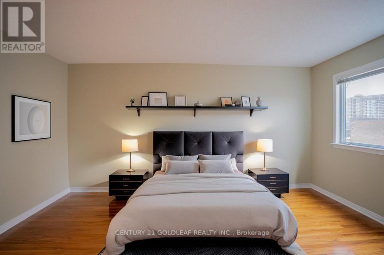 29137648/4-schoolhouse-private/lindenlea/ottawa/ontario/K1M2J5_14