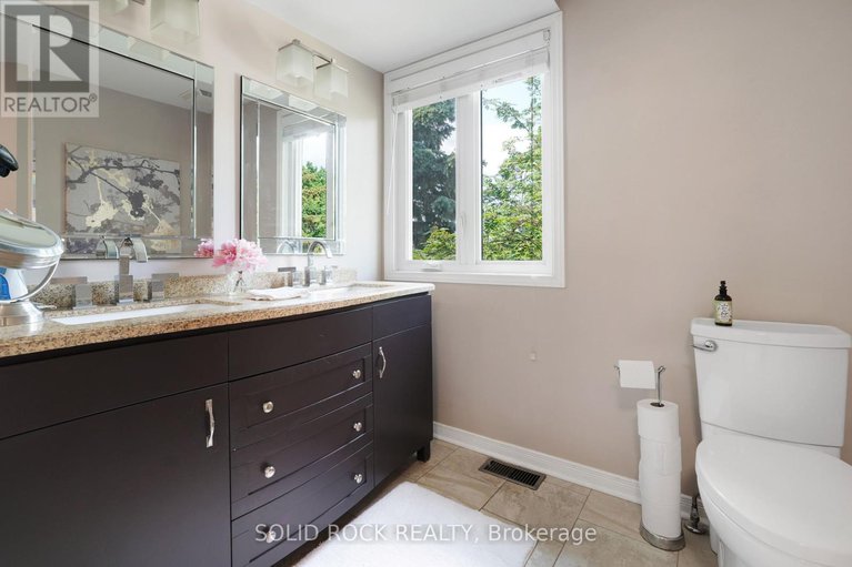 28474669/41-framingham-crescent/cedargrovefraserdale/ottawa/ontario/K2J3J4_26