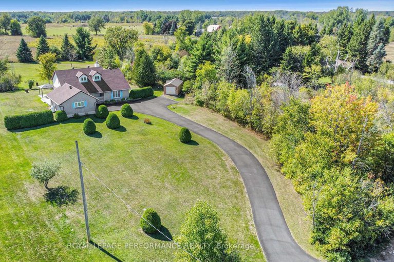 28879696/2205-old-second-line-road/kanata-north-west/ottawa/ontario/K0A1T0_33