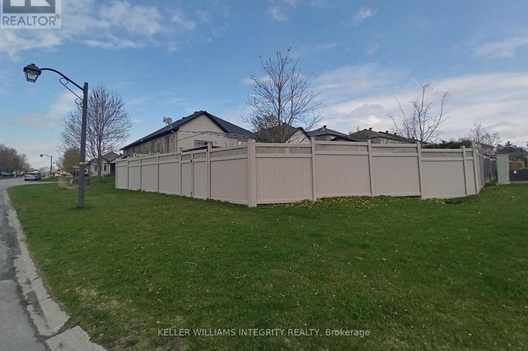 27908080/101-thivierge-court/town-of-rockland/clarence-rockland/ontario/K4K0E7_37