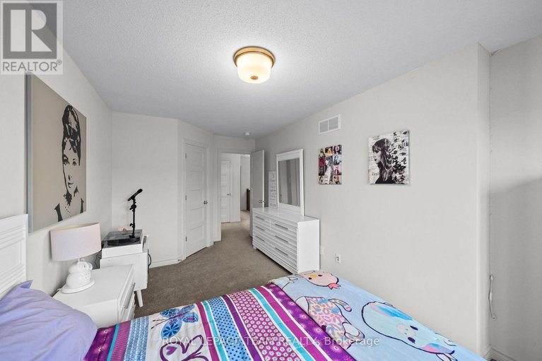 29594836/1160-beckett-crescent/stittsville-south/ottawa/ontario/K2S0Z2_29