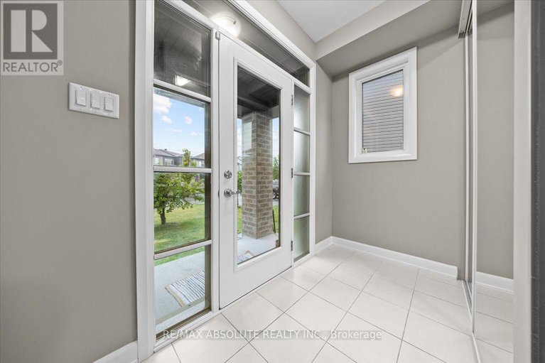 28578838/169-bandelier-way/stittsville-north/ottawa/ontario/K2S2J5_3