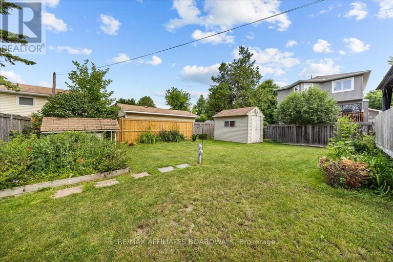 28591922/130-edward-street/almonte/mississippi-mills/ontario/K0A1A0_43