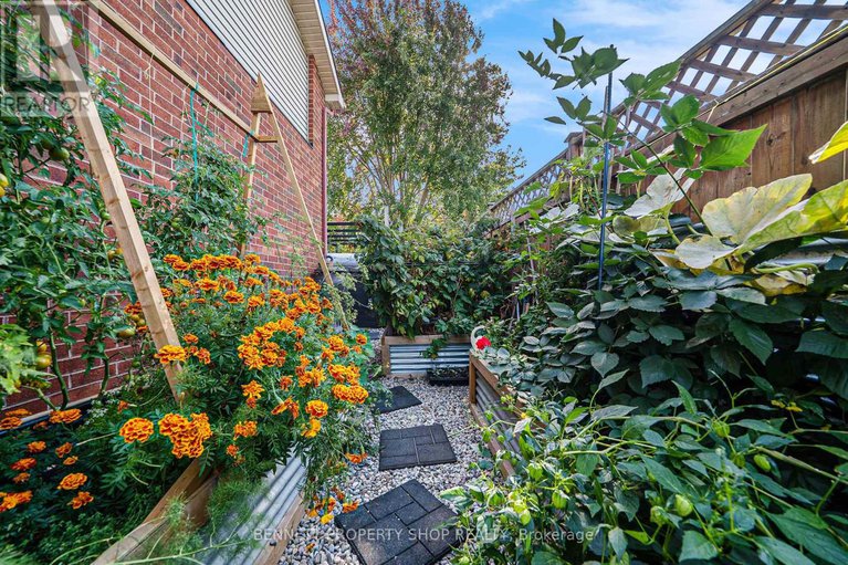 28963476/167-portrush-avenue/longfields/ottawa/ontario/K2J5J4_22