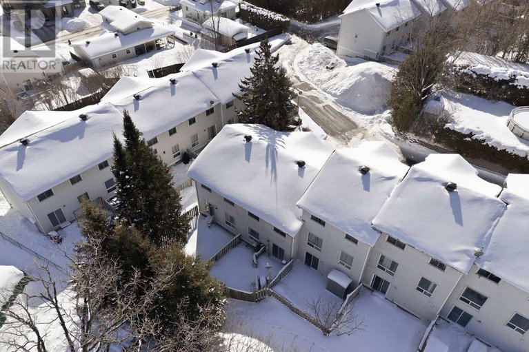 29322185/7-1948-riviera-terrace/town-of-rockland/clarence-rockland/ontario/K4K1J4_28