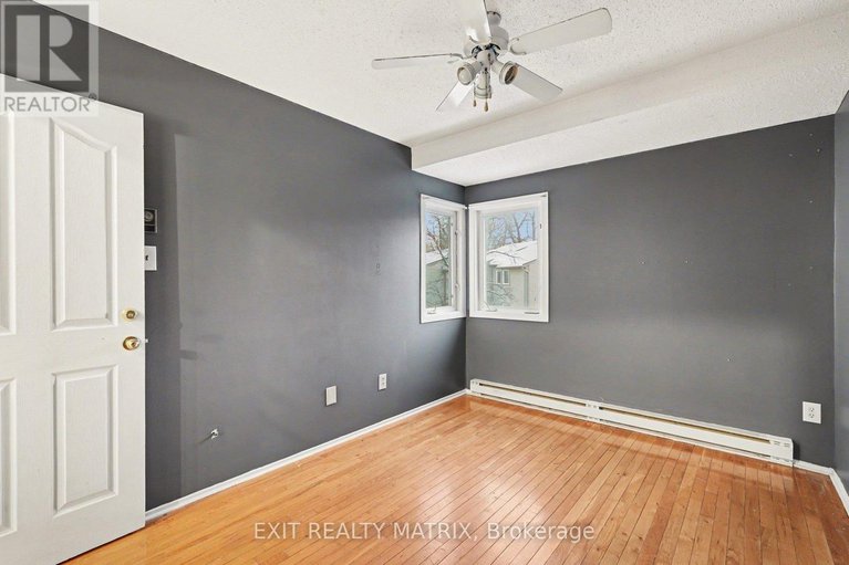 29235232/48-peary-way/katimavik/ottawa/ontario/K2L1Z8_15