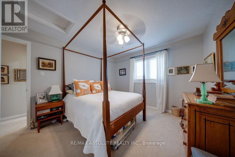 28995022/37-randall-james-drive/stittsville-central/ottawa/ontario/K2S1L9_16