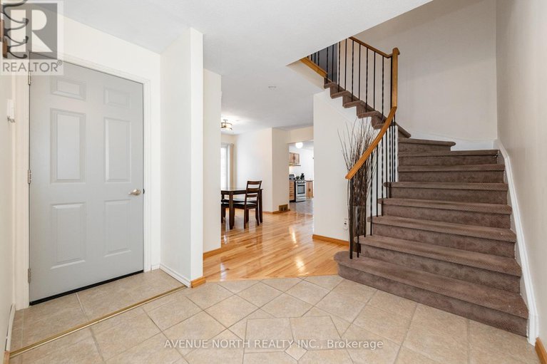 29251026/128-midsummer-terrace/queenswood-heights-south/ottawa/ontario/K1E3V3_7