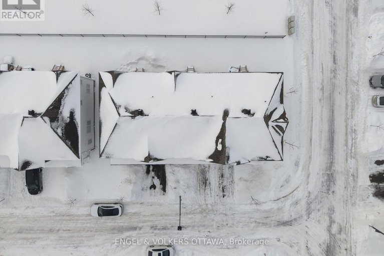 29352954/302-canadensis-lane/half-moon-bay/ottawa/ontario/K2J6X8_41