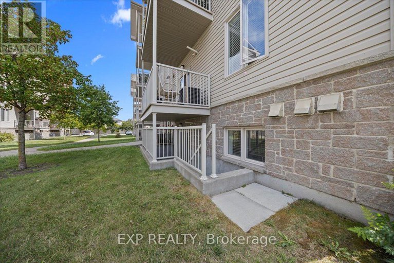 28855285/1-80-briargate-private/springridgeeast-village/ottawa/ontario/K4A0C3_24