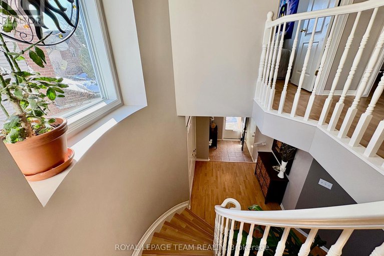 29421780/6302-sablewood-place/chapel-hill/ottawa/ontario/K1C7M6_38