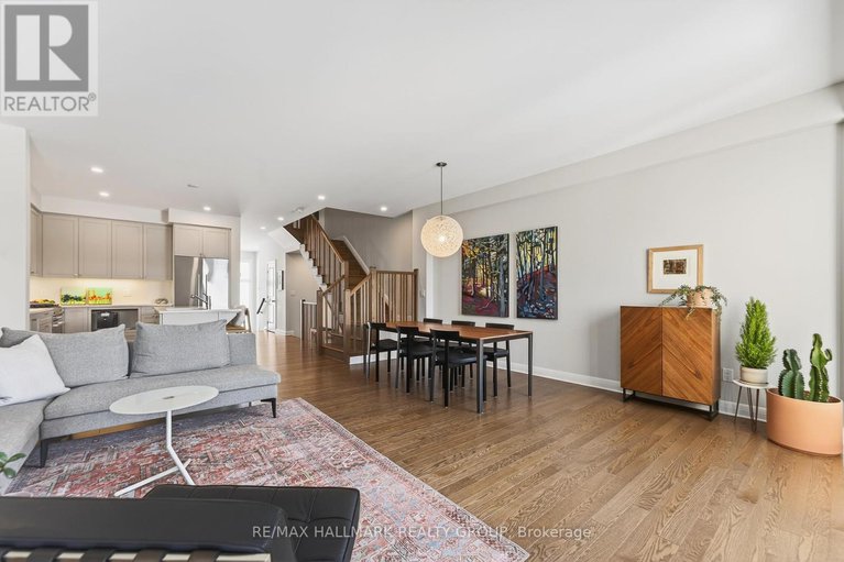 29416732/869-moses-tennisco-street/cfb-rockcliffe-and-area/ottawa/ontario/K1K5A2_15