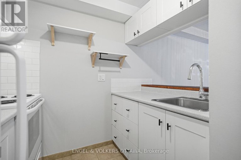 29332901/201-6376-bilberry-drive/orleans-wood/ottawa/ontario/K1C4P6_7