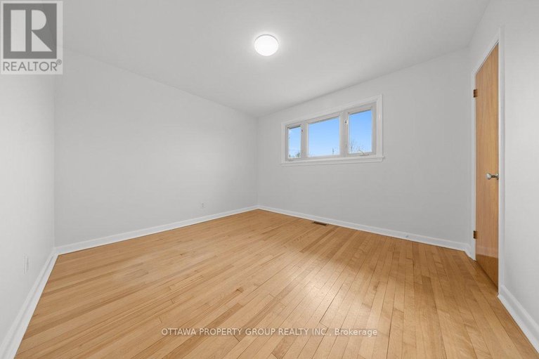 29590860/777-cork-street/elmvale-acres/ottawa/ontario/K1G1X8_20