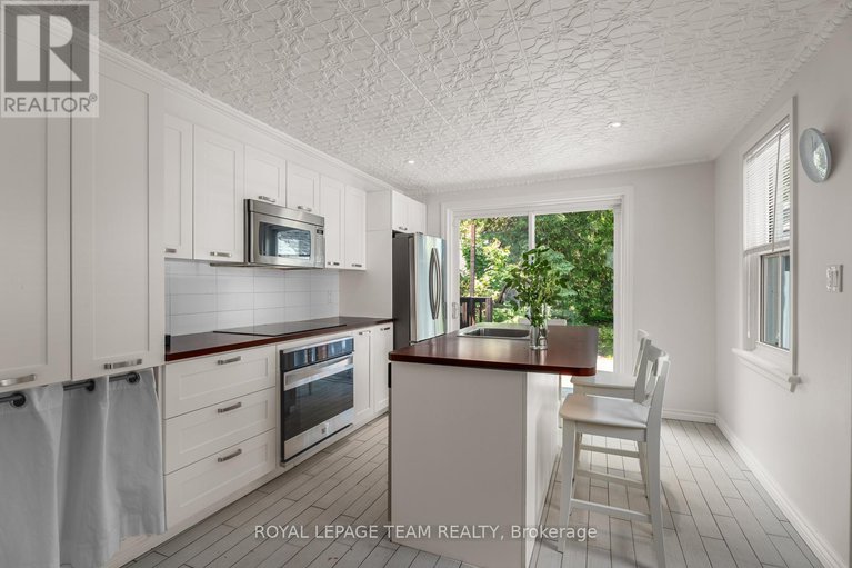 28463800/17-electric-street/lindenlea/ottawa/ontario/K1M1X5_7