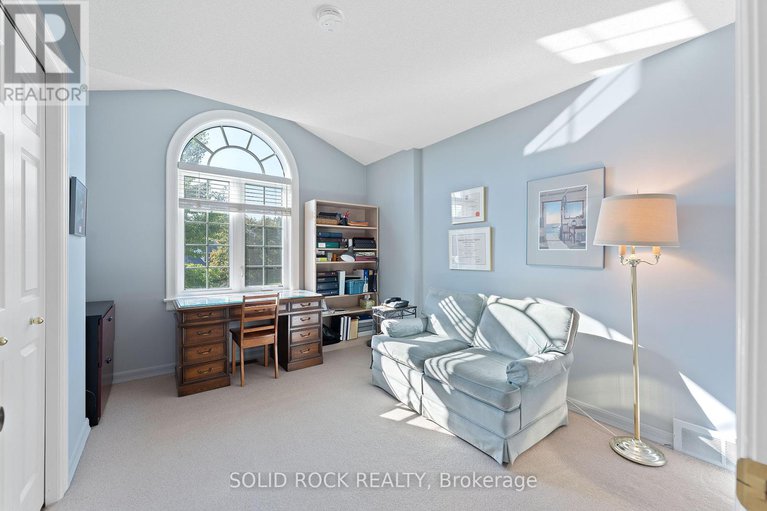 28931406/5569-whitewood-avenue/manotick-village-manotick-estates/ottawa/ontario/K4M1E1_35
