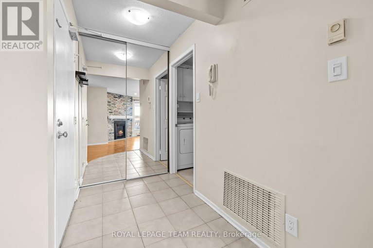 29178113/c-7-harness-lane/bridlewood/ottawa/ontario/K2M1E1_2