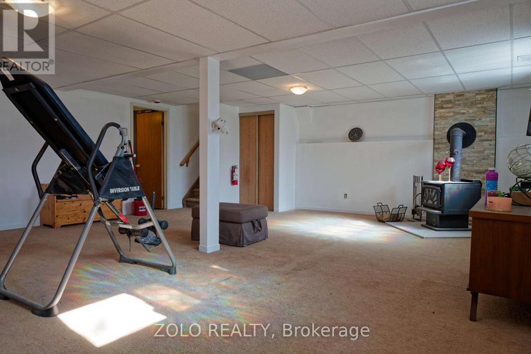 29667899/4075-lafortune-drive/vernon/ottawa/ontario/K0A3J0_30