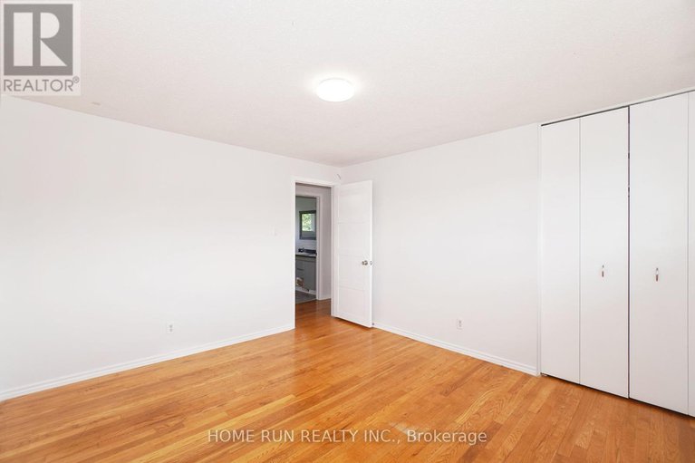 28975539/1292-meadowlands-drive-e/borden-farmstewart-farmcarleton-heightsparkwood-hills/ottawa/ontario/K2E6K5_25