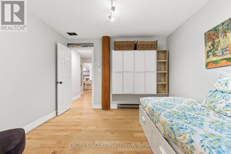 29028525/208-1-rosamond-street-e/almonte/mississippi-mills/ontario/K0A1A0_21