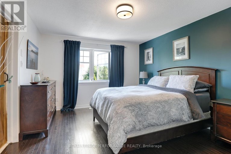 29451850/104-hillman-marsh-way/blossom-parkkemp-parkfindlay-creek/ottawa/ontario/K1T0B1_23