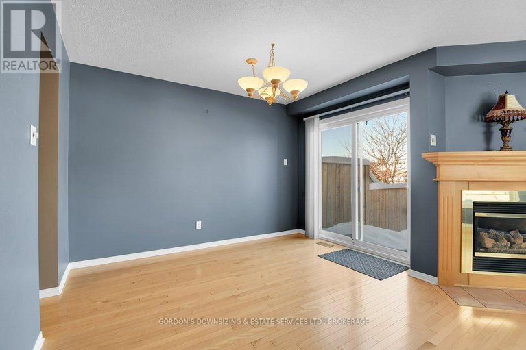 29228348/6370-sablewood-place/chapel-hill/ottawa/ontario/K1C7M3_10