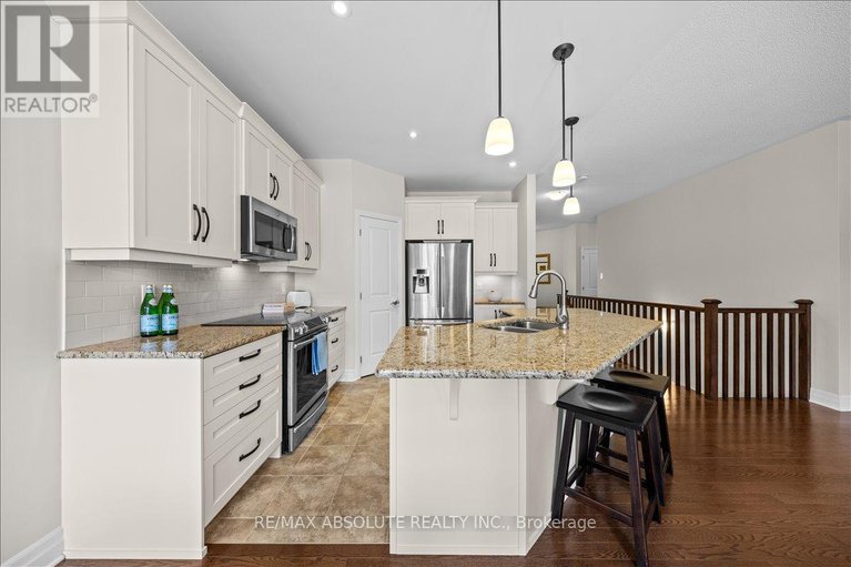28907418/116-elfin-grove/emerald-meadowstrailwest/ottawa/ontario/K2V0B7_8