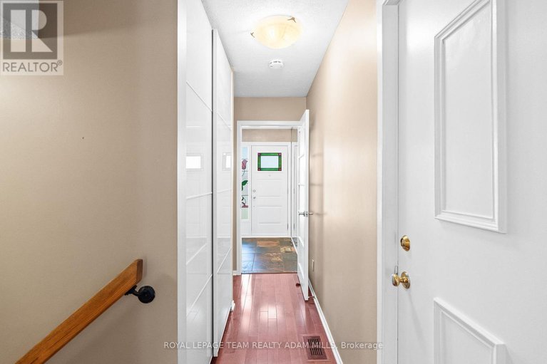 29054393/46-gentle-gate-crescent/hunt-club-parkgreenboro/ottawa/ontario/K1T1Z8_29