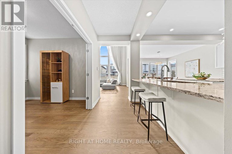 29442864/319-oxer-place/emerald-meadowstrailwest/ottawa/ontario/K2V0C6_11