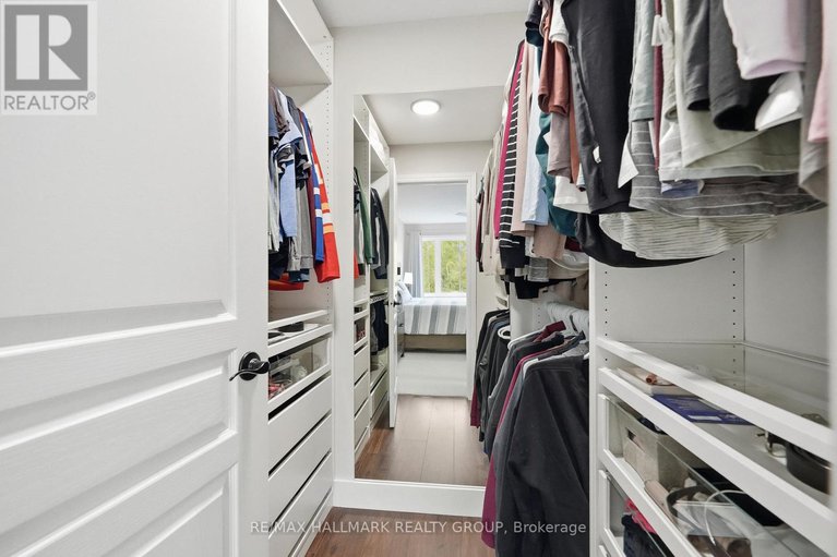 29091060/314-melodie-street/mer-bleuebradley-estatesanderson-park/ottawa/ontario/K1W0H9_23