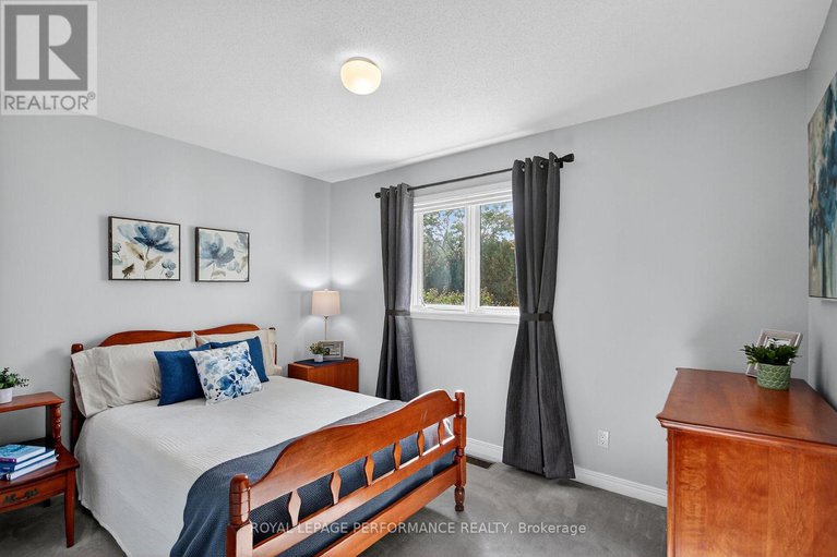 28978665/159-longshire-circle/longfields/ottawa/ontario/K2J4L2_22