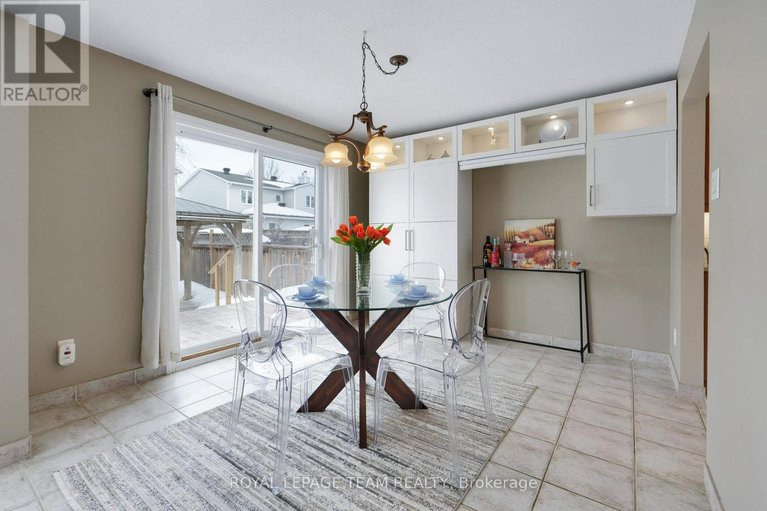 29444898/49-vesta-street/cedargrovefraserdale/ottawa/ontario/K2J3Z1_15