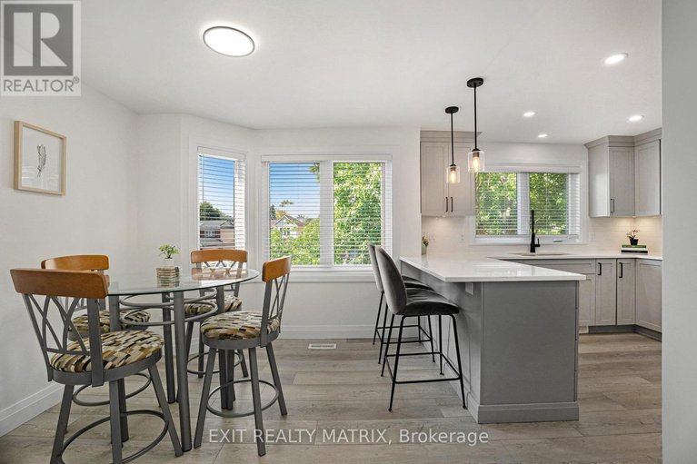28425812/23-weybridge-drive/cedargrovefraserdale/ottawa/ontario/K2J4A1_22