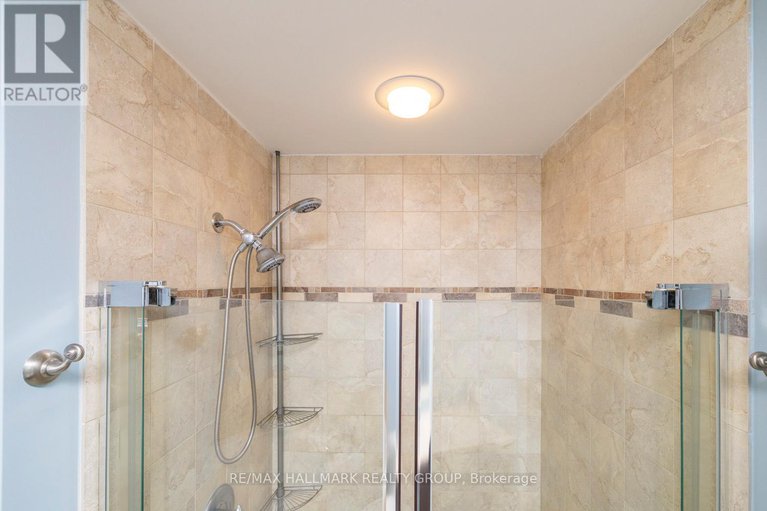 28265778/202-waymark-crescent/bridlewood/ottawa/ontario/K2M0A6_22