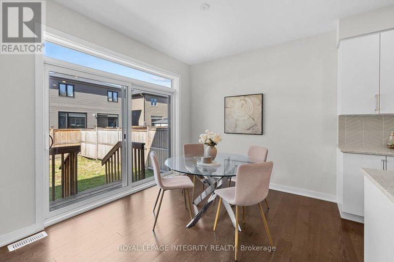 28991862/893-sendero-way/remainder-of-stittsville-area/ottawa/ontario/K2S2W8_11