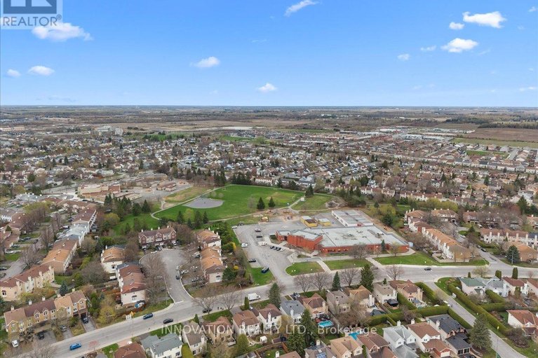 29687409/32-weybridge-drive/cedargrovefraserdale/ottawa/ontario/K2J2Z7_43