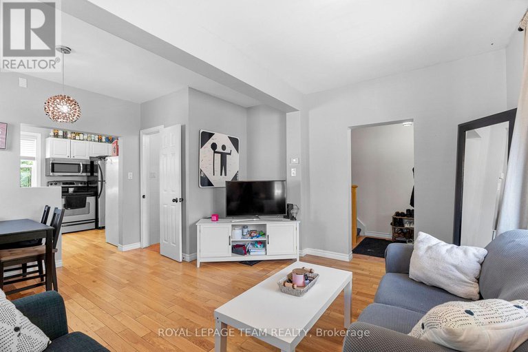 29064423/240-garneau-street/vanier/ottawa/ontario/K1L7T8_8