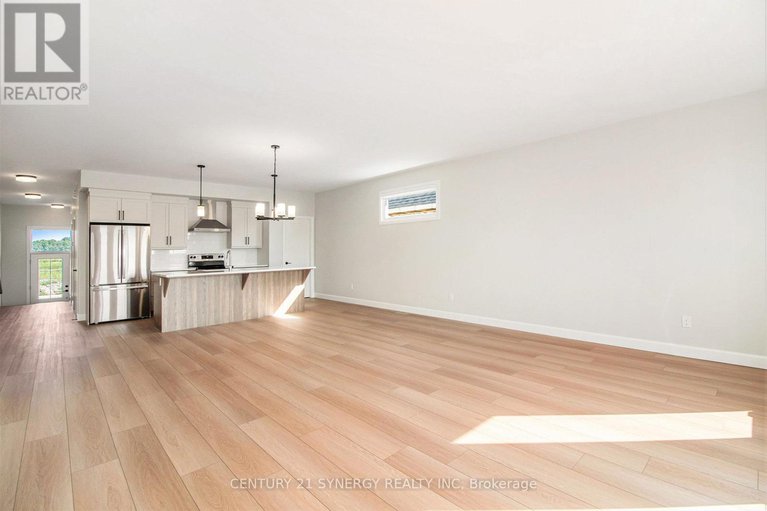 27601526/44-helene-street/countryside-acres/crysler/ontario/K0A1R0_17