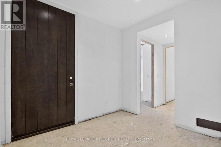 29487124/112-queen-elizabeth-drive/ottawa-centregolden-triangle/ottawa/ontario/K2P0Z5_8