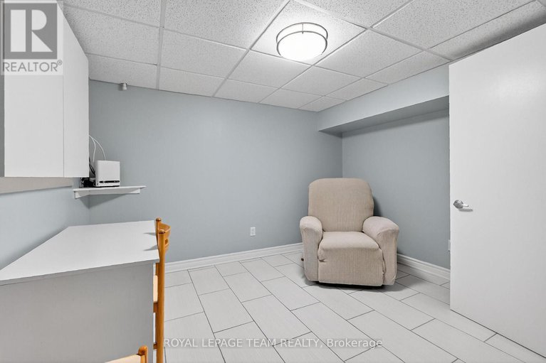 29138985/1768-featherston-drive/urbandale-acres/ottawa/ontario/K1H8J8_35