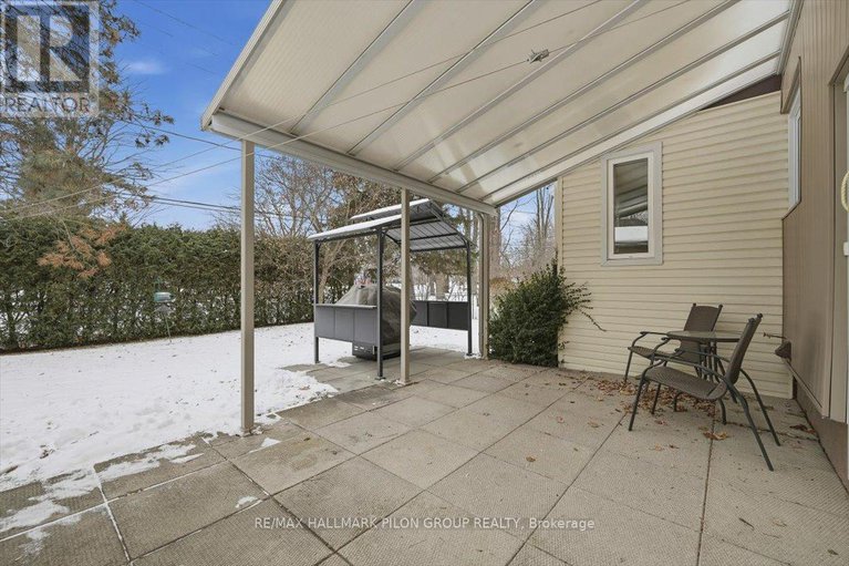 29278665/962-weston-drive/elmvale-acresurbandale/ottawa/ontario/K1G1X2_23