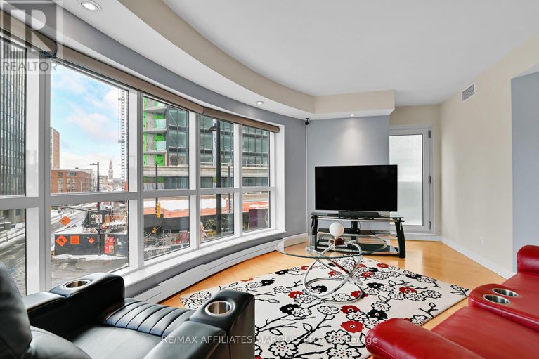 28303056/301-242-rideau-street/sandy-hill/ottawa/ontario/K1N0B7_16